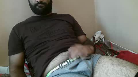 Snapshot of yxxtxxdentyk chatting on 09/26/25, 04:49 Bi BearXXX online show from 09/26/25, 04:49