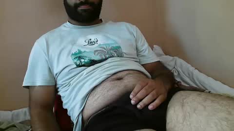 Snapshot of yxxtxxdentyk chatting on 09/30/25, 05:34 Bi BearXXX online show from 09/30/25, 05:34