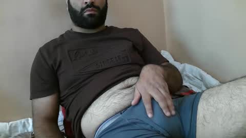 Snapshot of yxxtxxdentyk chatting on 10/01/25, 05:46 Bi BearXXX online show from 10/01/25, 05:46
