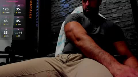 Snapshot of yy_david_yy chatting on 07/12/26, 12:12 David online show from 07/12/26, 12:12