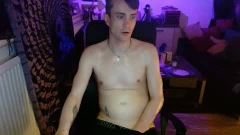 Snapshot of yyscript chatting on 09/29/25, 05:29 online show from 09/29/25, 05:29