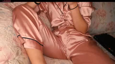 yzza_suave online show from 11/11/25, 09:59