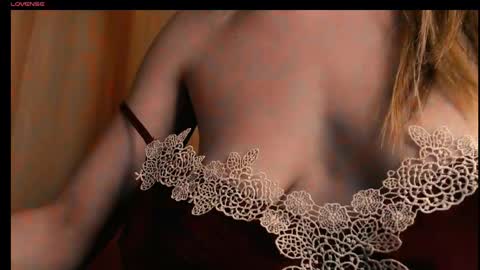 yzza_suave online show from 05/23/26, 09:52