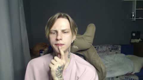 Snapshot of zaaaaaaaaaaaaaaaap chatting on 11/12/25, 04:07 Toshka online show from 11/12/25, 04:07