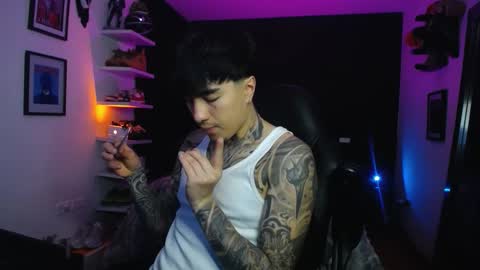 zac_muller1 online show from 11/21/25, 03:27