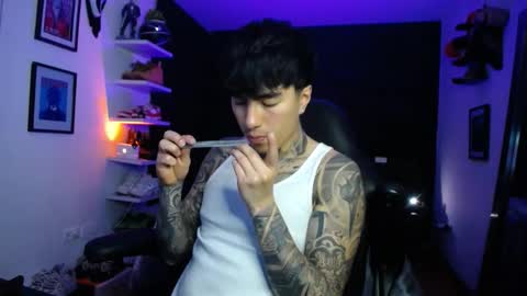 zac_muller1 online show from 12/01/25, 11:32