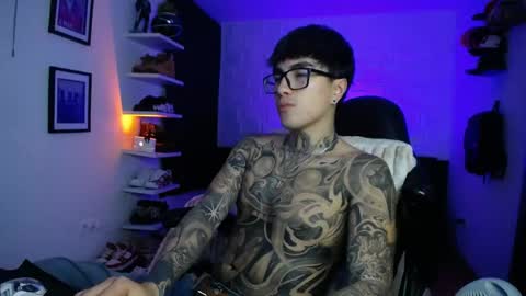 zac_muller1 online show from 05/16/26, 10:36
