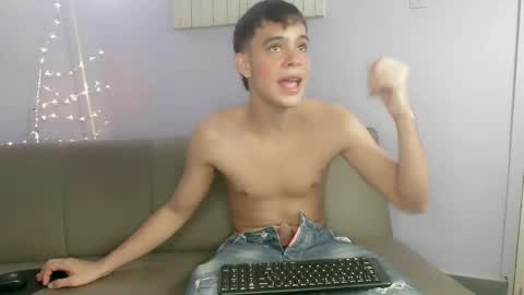 ZACARIAS online show from 10/15/25, 03:50