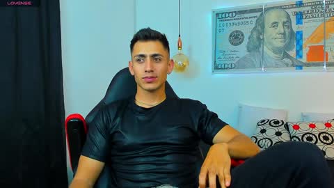 zachpri20 online show from 12/06/24, 10:19