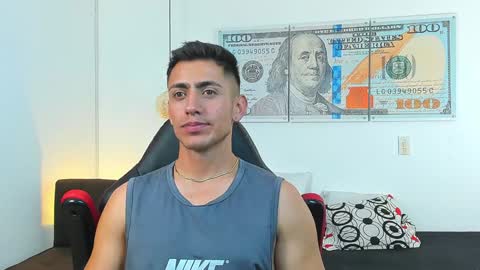 zachpri20 online show from 12/18/24, 11:02