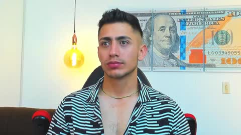 zachpri20 online show from 01/12/25, 10:56