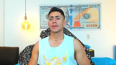 zachpri20 online show from 01/16/25, 08:33