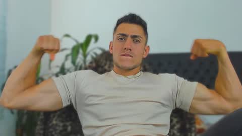 zachpri20 online show from 09/27/25, 03:28