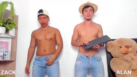 Snapshot of zack_and_alan chatting on 11/03/25, 04:19 zack online show from 11/03/25, 04:19