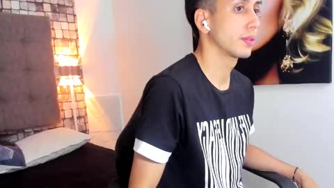 zack_isback online show from 04/14/26, 08:59