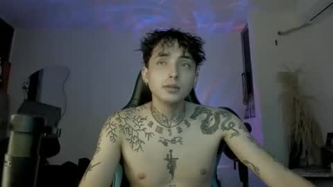 Snapshot of zack_tattoo chatting on 08/08/26, 01:30 zack_tattoo online show from 08/08/26, 01:30