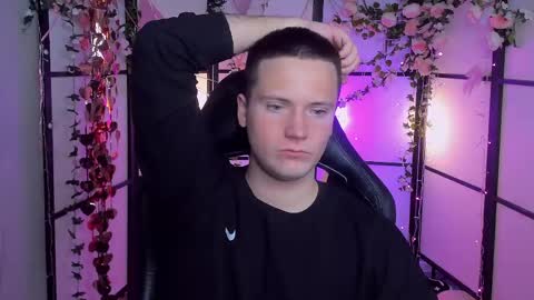 Snapshot of zackhandsome chatting on 04/13/26, 05:35 Zack online show from 04/13/26, 05:35