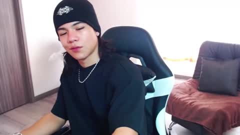 zackss_player online show from 10/27/25, 03:38