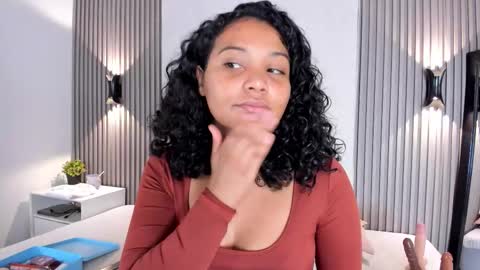 zafira online show from 01/11/26, 01:49