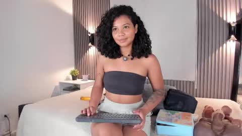 zafira online show from 02/19/26, 07:37