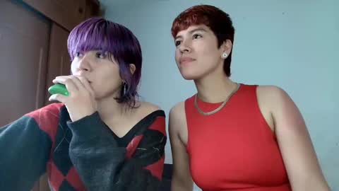 Snapshot of zafira_raven chatting on 12/15/25, 04:55 zafira_raven online show from 12/15/25, 04:55