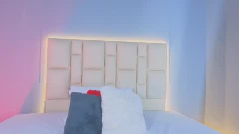 Zafiro Brown online show from 11/26/25, 11:55