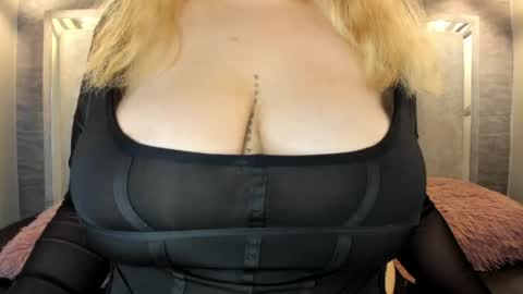 Claire  online show from 05/10/26, 07:24
