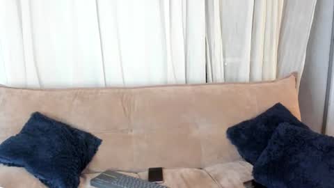zafiro_lee online show from 06/10/26, 03:50
