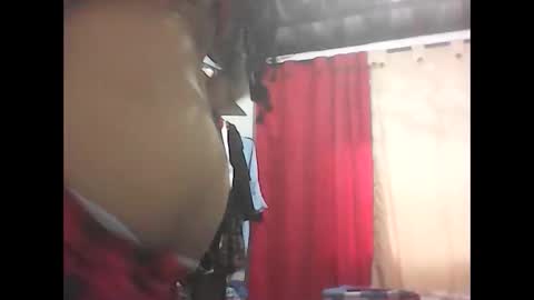 Zafiro online show from 12/14/25, 10:25