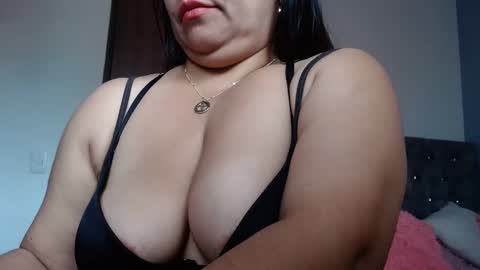 Zahi ... wants to play with everyone...yessss online show from 09/08/25, 08:19