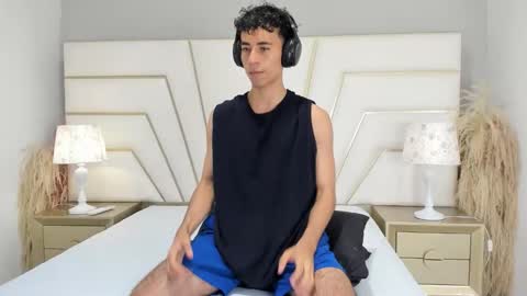 zahir_ashar online show from 10/13/25, 11:21