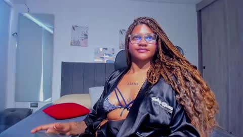 Snapshot of zahra_rose chatting on 03/12/25, 03:29 zahra_rose online show from 03/12/25, 03:29