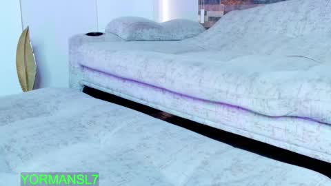 Snapshot of zain_diesel7 chatting on 12/02/25, 12:43 INSTAGRAM yormanfit7 online show from 12/02/25, 12:43