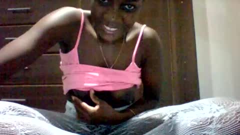zainxxxx online show from 05/16/26, 10:41
