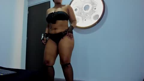 Zaira online show from 11/16/25, 01:11