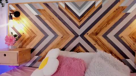 Zaira  online show from 02/17/26, 08:37