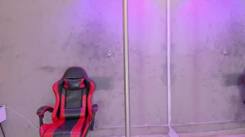Samuel online show from 05/27/26, 01:57