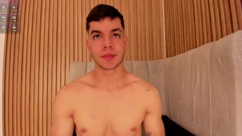 Snapshot of zamir_scott chatting on 02/23/25, 01:42 zamir online show from 02/23/25, 01:42