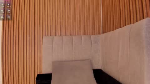 Snapshot of zamir_scott chatting on 02/25/25, 08:09 zamir online show from 02/25/25, 08:09