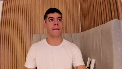 Snapshot of zamir_scott chatting on 03/11/25, 07:58 zamir online show from 03/11/25, 07:58