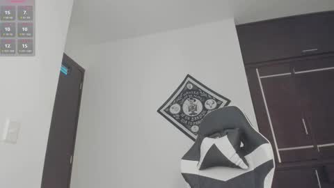 Snapshot of zamir_scott chatting on 10/08/25, 08:50 zamir online show from 10/08/25, 08:50