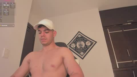 Snapshot of zamir_scott chatting on 11/04/25, 10:42 zamir online show from 11/04/25, 10:42