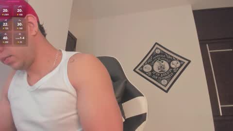 Snapshot of zamir_scott chatting on 11/28/25, 09:17 zamir online show from 11/28/25, 09:17