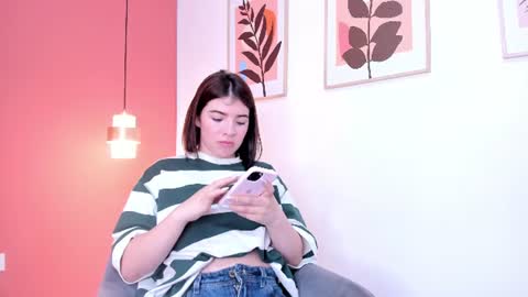 Snapshot of zamira_taylor chatting on 06/29/26, 01:34 zamira_taylor online show from 06/29/26, 01:34