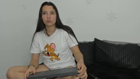 Snapshot of zammii69 chatting on 12/08/24, 08:15 zammii69 online show from 12/08/24, 08:15