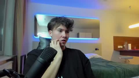 Snapshot of zander003 chatting on 01/05/25, 05:41 zander003 online show from 01/05/25, 05:41