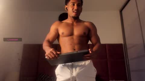 Zane Lux online show from 03/08/25, 12:30