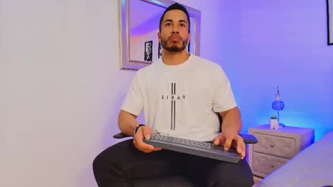 Snapshot of zanemaverick chatting on 09/25/25, 11:58 zanemaverick online show from 09/25/25, 11:58