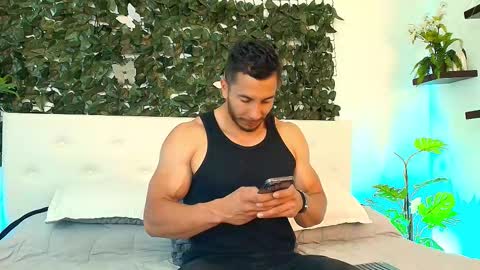 Snapshot of zanemaverick chatting on 09/27/25, 04:17 zanemaverick online show from 09/27/25, 04:17