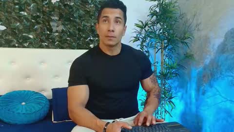 Snapshot of zanemaverick chatting on 10/23/25, 11:42 zanemaverick online show from 10/23/25, 11:42